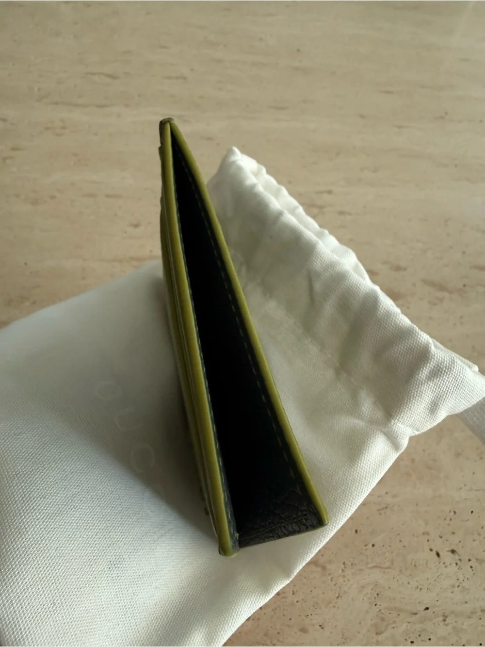 NWT Gucci Green-Grey Leather Card Case with Gucci Logo